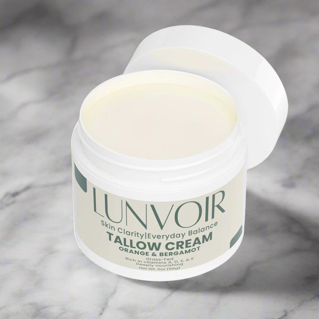 Close-up of Lunvoir Tallow Cream Orange & Bergamot – nourishing moisturizer with smooth creamy texture